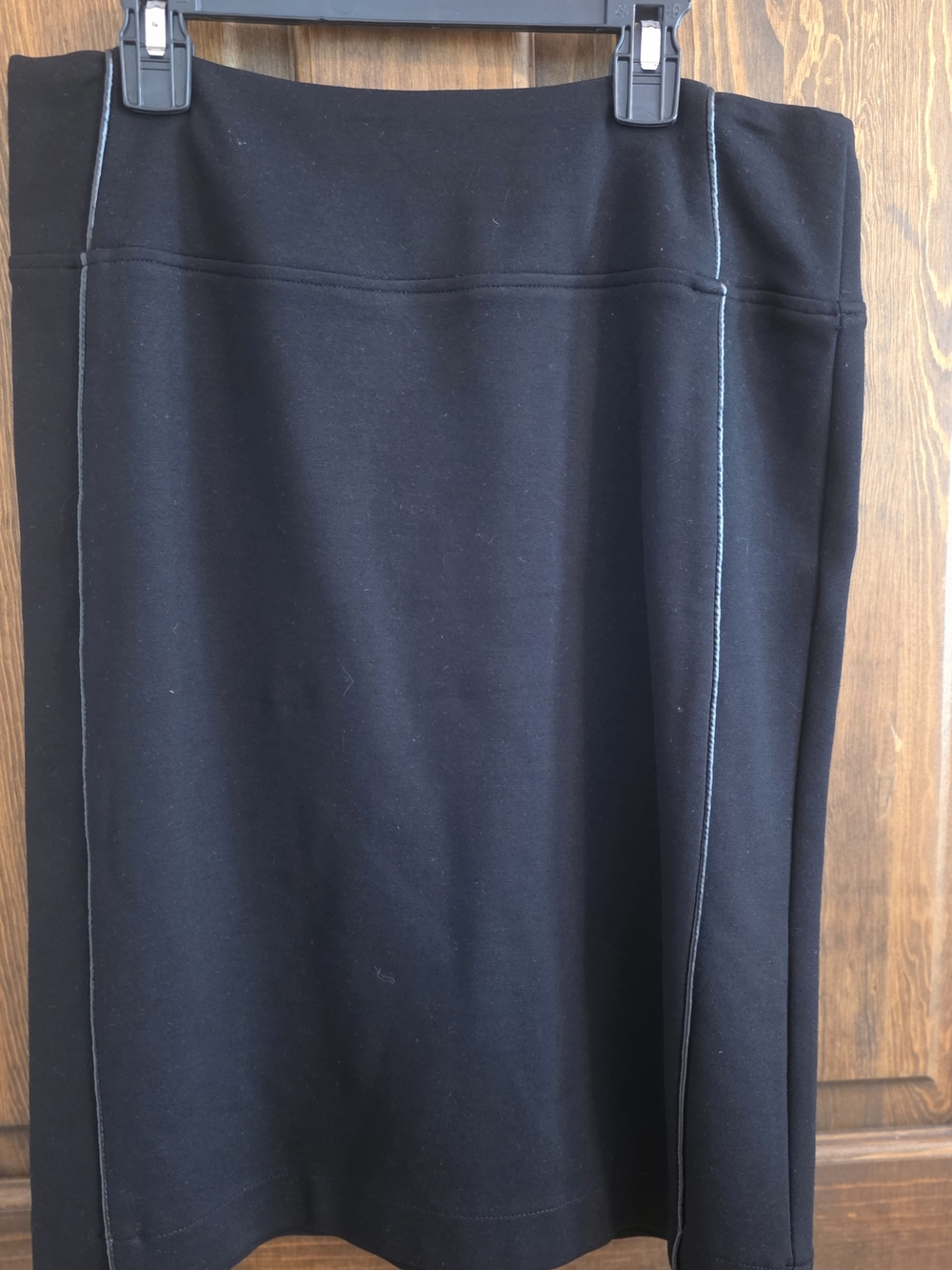 Margaret M Black Pencil Skirt (Stretchy)